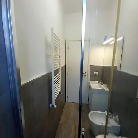 Hostmate - - Insubria ميلان